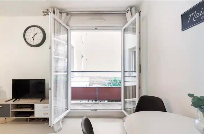 Paris A Quelques Pas Apartment Pierrefitte-sur-Seine Ngoại thất bức ảnh