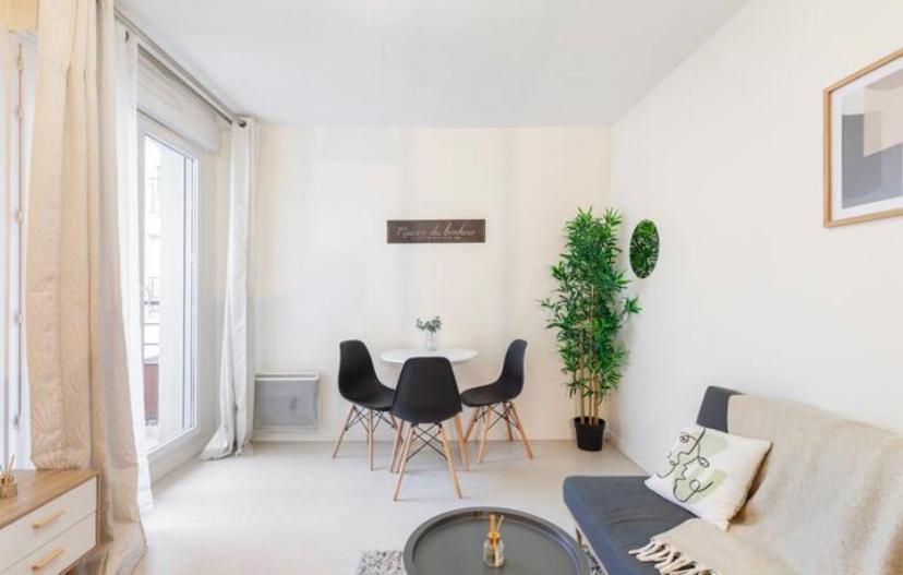 Paris A Quelques Pas Apartment Pierrefitte-sur-Seine Ngoại thất bức ảnh
